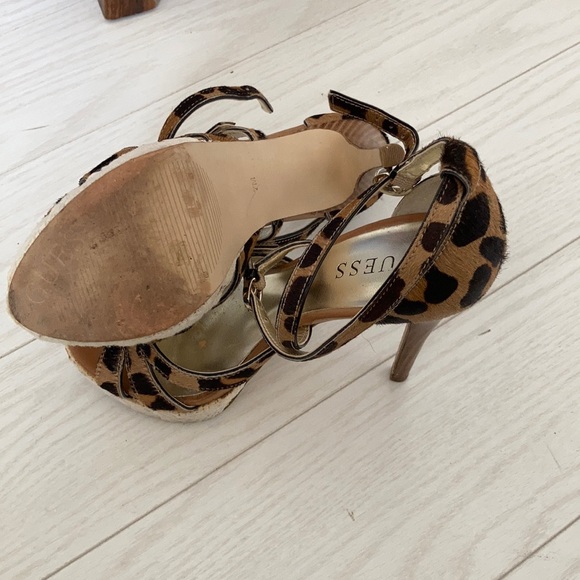 GUESS animal print platform heels - Picture 3 of 3